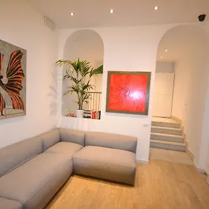 3* Πανσιόν Casa Dane'